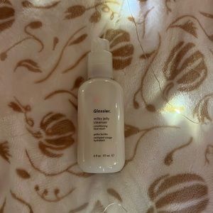 GLOSSIER MILK JELLY CLEANSER💗